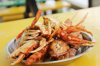 吃螃蟹能喝酸奶吗