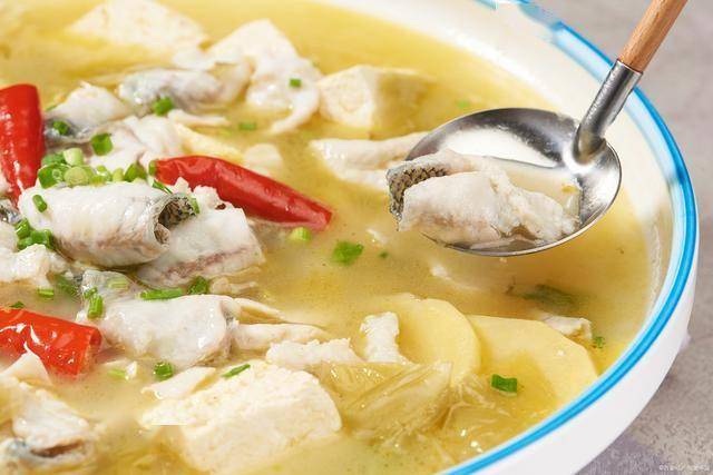 孕妇可以吃酸菜鱼吗?