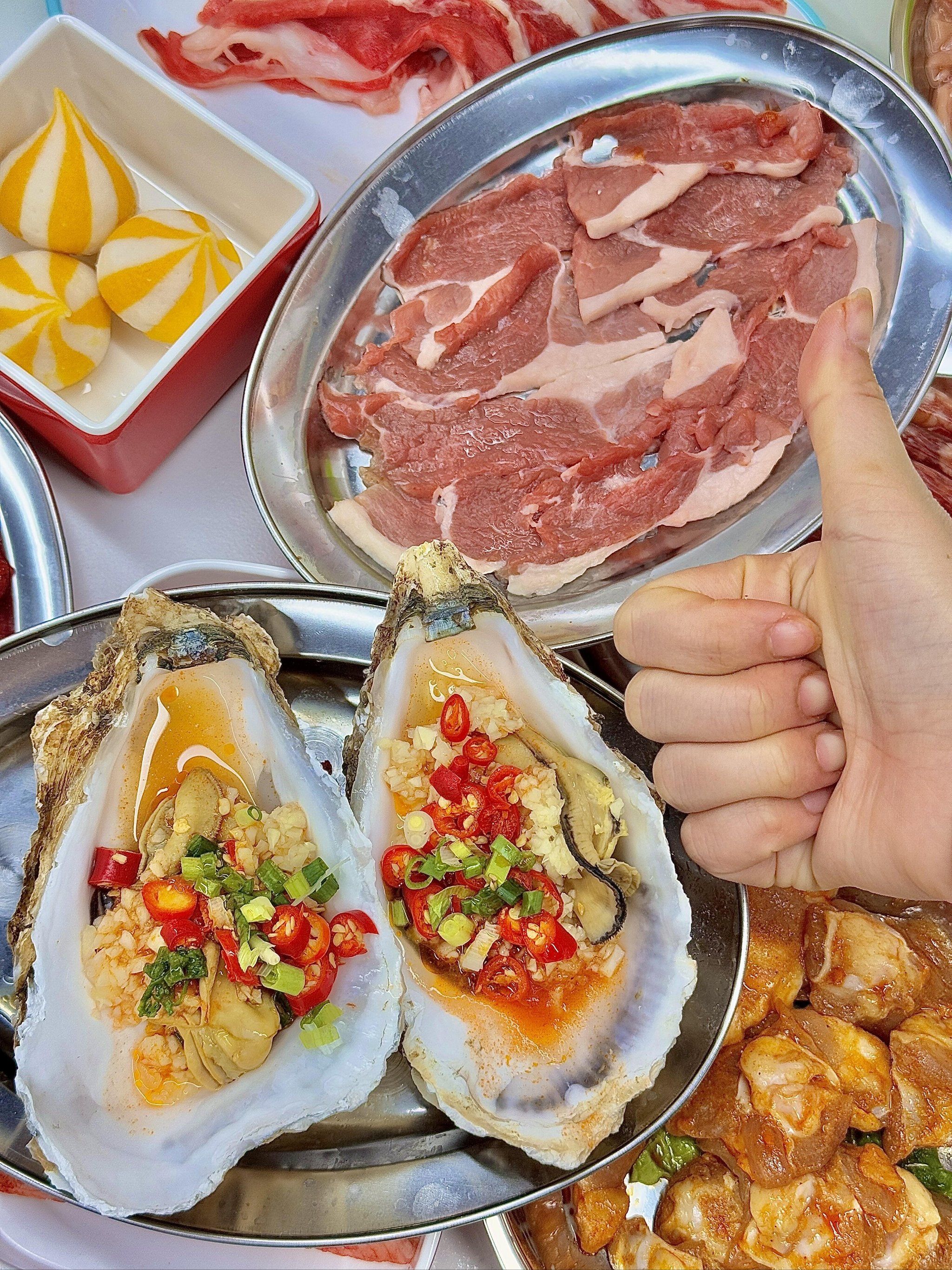 今天吃了面包蟹,拉肚子,呕吐