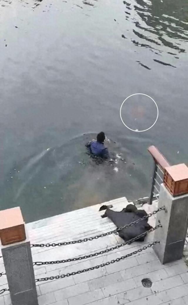 请问溺水淹死的感觉会是怎么样的