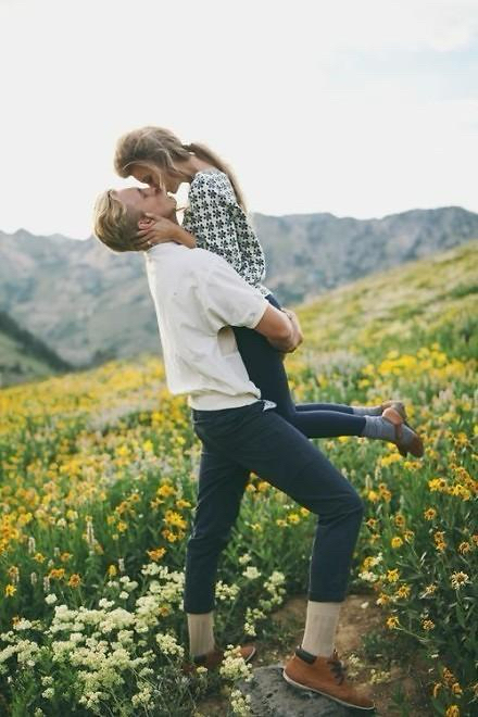 小学生可以亲嘴吗?