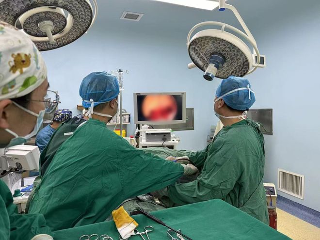 阑尾炎挂哪个科室