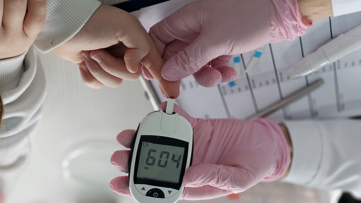 宝宝血糖太低推糖的时候测血糖是5.8