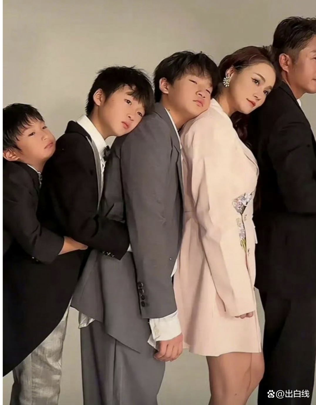 第一胎长相遗传谁多