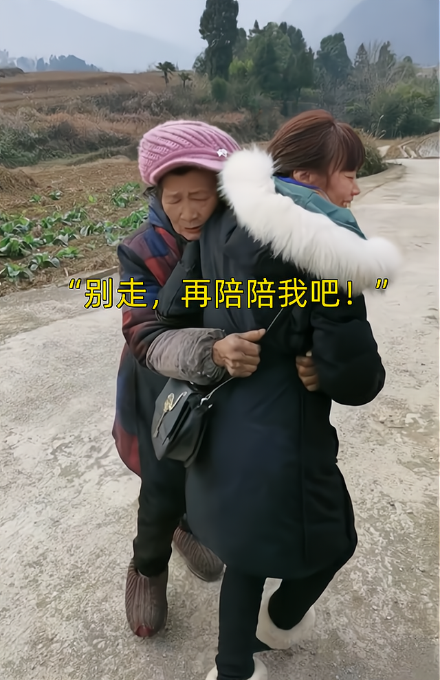 10年前的一次,我把自己都妈妈强上了