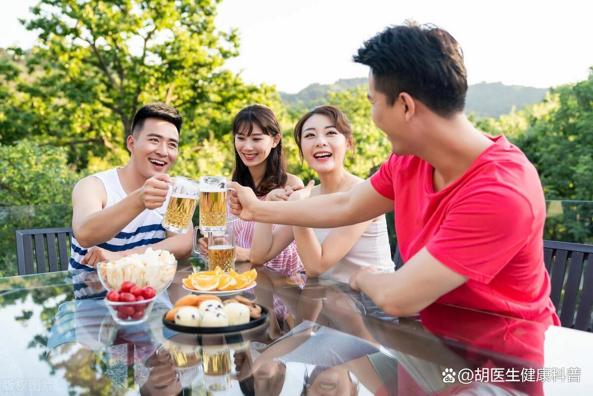 跟乙肝一起吃饭会传染吗