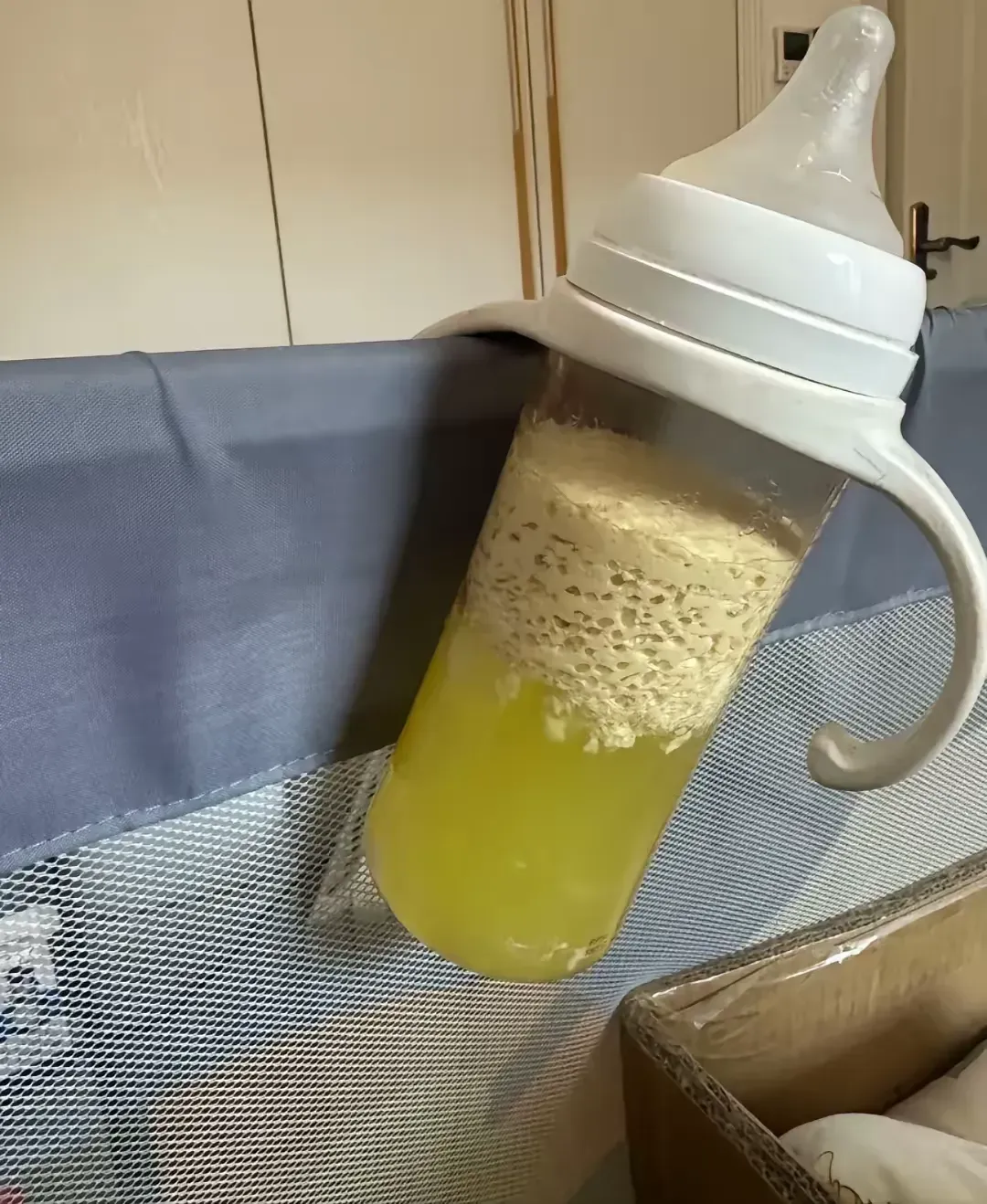 奶粉结块了,还能喝吗?