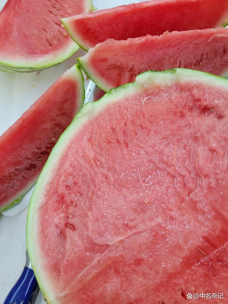 怀孕初期可以吃西瓜吗?